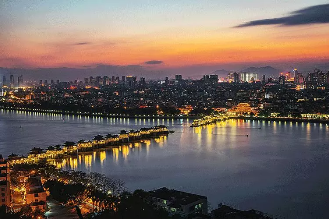 4706.2万！HTH.COM华体会环境高质量垃圾转运类设备助力潮州打造城市新面貌