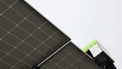 光伏发电效率飙升20% HTH.COM华体会环境光伏清洁机器人震撼上市